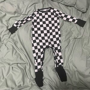 VGUC Cool Checks Crescent Zippy